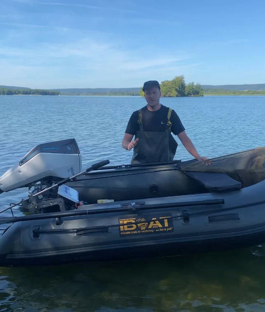 iBoat 320 GEN 5 Super Strong – Carbone Noir