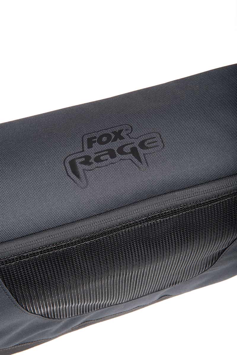 Laden Sie das Bild in Galerie -Viewer, Fox Rage Messenger Bag - Borsa a Tracolla per Pesca ai Predatori
