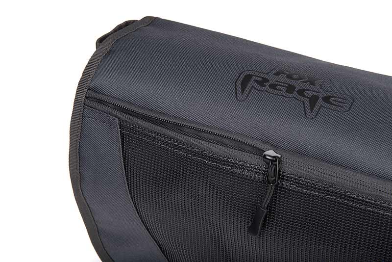 Laden Sie das Bild in Galerie -Viewer, Fox Rage Messenger Bag - Borsa a Tracolla per Pesca ai Predatori
