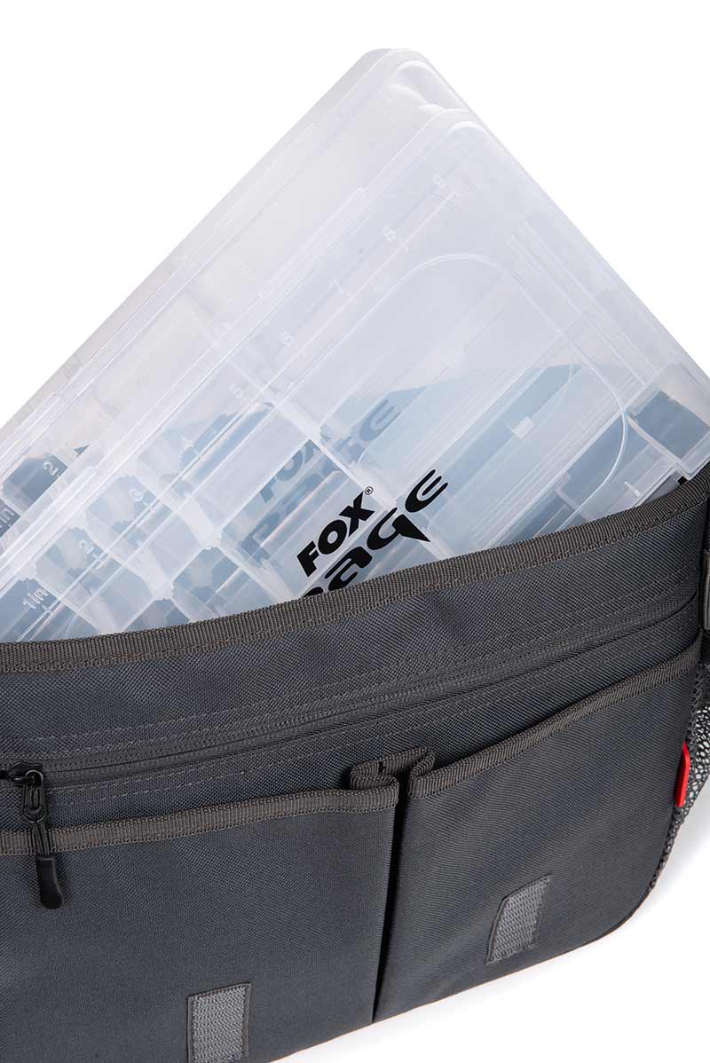 Laden Sie das Bild in Galerie -Viewer, Fox Rage Messenger Bag - Borsa a Tracolla per Pesca ai Predatori
