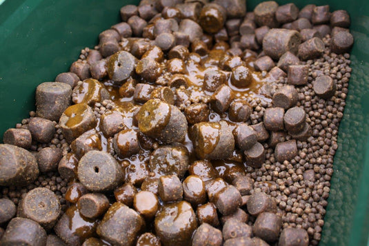 IB Carptrack Amino Pellets