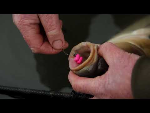 Carica e riproduci video in Gallery Viewer, Fox Super Wide Gape - Out-Turned Eye
