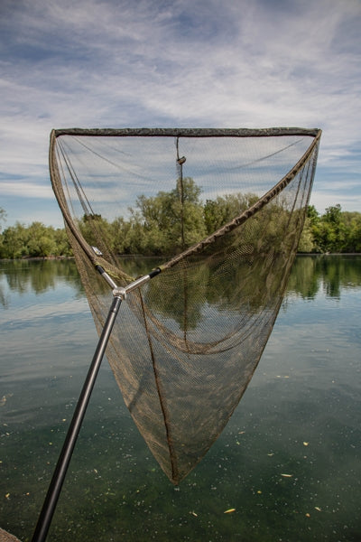 Carica immagine in Galleria Viewer, Solar Bow-Lite Landing Net 42"
